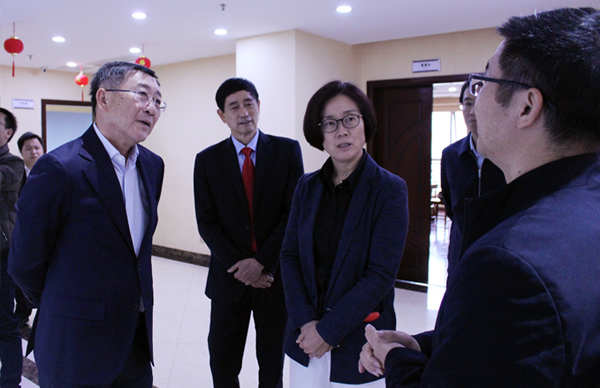 江西省委常委、贛州市委書(shū)記吳忠瓊蒞臨我司調(diào)研指導(dǎo)工作